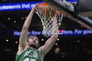 4年4100萬(wàn)！Scotto：科內(nèi)特合同前2年全額保障 第3年255萬(wàn)受保障