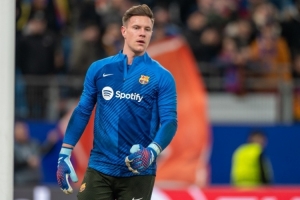 群體攻擊！卡尼薩雷斯批特獅：很多德國(guó)人都這樣，他們非首發(fā)不可