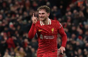 阿媒：因首趟航班延誤錯過轉機，麥卡利斯特尚未抵達阿根廷報到