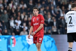 斯基拉：比薩與布馮兒子路易斯簽下3年合同，球員已上演意甲首秀