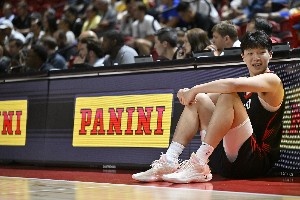 季前賽中國球員單場最高分？楊瀚森第4 移動長城壓陣 僅5人上雙