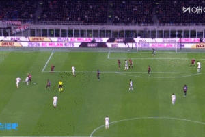 前意甲裁判：米蘭被判點(diǎn)球讓我有些困惑，德溫特手臂正朝身體回收