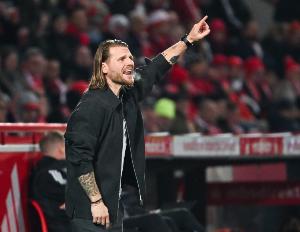 門(mén)興主帥：少一人作戰(zhàn)超過(guò)80分鐘，為球隊(duì)展現(xiàn)的面貌感到無(wú)比自豪