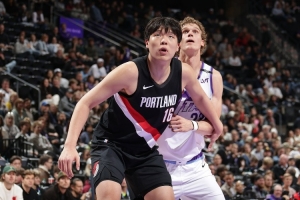 徐靜雨：楊瀚森沒必要過于介懷球迷的批評 希望小楊能夠越打越好