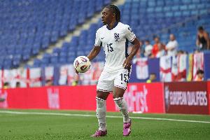 埃澤：圖赫爾和阿爾特塔都很注重細節(jié) 踢任何位置我都會盡職盡責