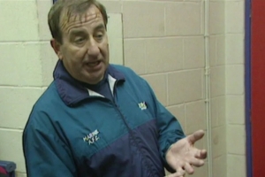 英格蘭球隊海運聯(lián)前主帥羅利·霍華德逝世，曾執(zhí)教33年創(chuàng)世界紀錄