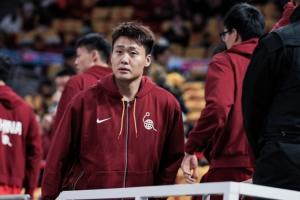 直播吧：中國男籃確認 趙睿不會出戰(zhàn)今晚與韓國的世預賽次戰(zhàn)