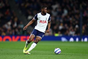 丹索：羅梅羅總是以身作則，他今天再次展示了自己是世界級后衛(wèi)