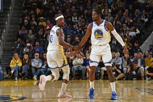 庫(kù)明加DNP？巴特勒：我讓他來(lái)和我待一待 屬于他的時(shí)刻總會(huì)到來(lái)