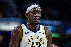 穩(wěn)定火力！西亞卡姆半場9中5拿到13分 正負值+12