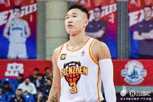 末節(jié)被轟16-0！媒體人：深圳想多贏球要解決防轉(zhuǎn)換 不然一切白搭