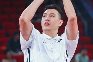 媒體人:北京潛力賽首發(fā)平均年齡將近31歲 更年輕的卻打不上潛力賽