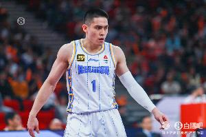 炸裂！陳盈駿5分鐘轟下12分2助 三分4中3&還包含一記神仙球