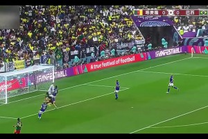 裁判甚至?xí)碜ＹR你！當(dāng)球員在世界杯上絕殺巴西！