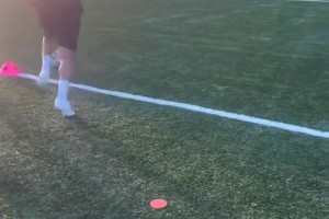 齊爾克澤社媒發(fā)布個(gè)人訓(xùn)練視頻，看起來比較很輕松啊