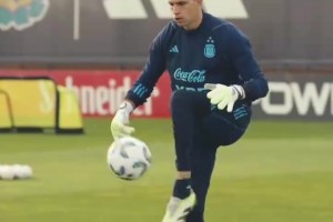 哪個天才想出這么拍視頻的？范德文和庫杜斯正式握手和解！