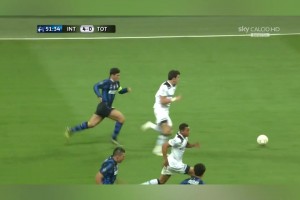 無解速度！貝爾這粒進(jìn)球讓麥孔和薩內(nèi)蒂成背景板！