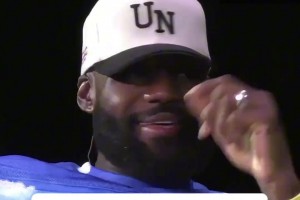 未來(lái)的建隊(duì)模式？詹姆斯：找一個(gè)文班亞馬就行！