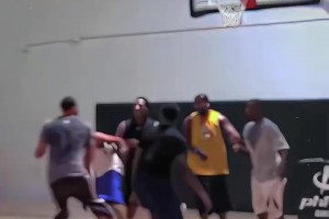 麥基亞馬？球場(chǎng)遇到這種天賦球該怎么防