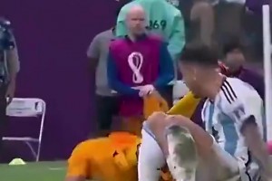 帕雷德斯：我世界杯爆射荷蘭替補(bǔ)就是故意的，可惜沒踢中！