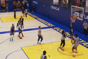 勇士新秀威爾-理查德訓(xùn)練中一記漂亮順下，巴特勒和科爾贊不絕口