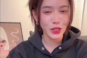 美娜曾說：鯨魚收入高不沾美色，愛了，想談……