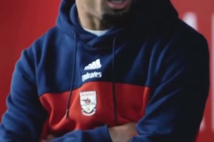 好房間還是好室友？埃澤：你倆夠了??！我成電燈泡了？